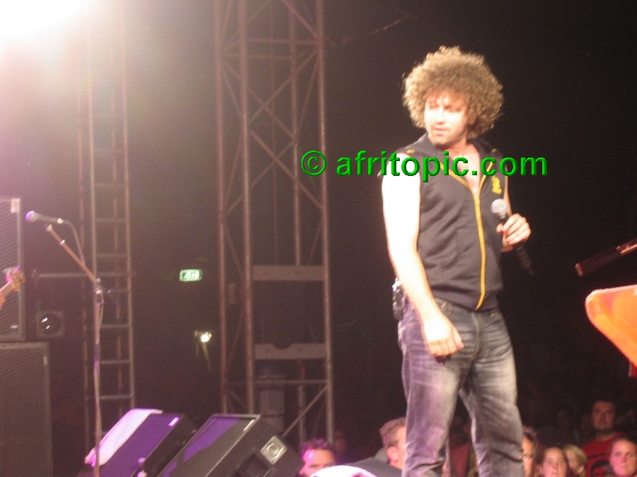 ../Images/AfricaFestival-27-28May05 124.jpg